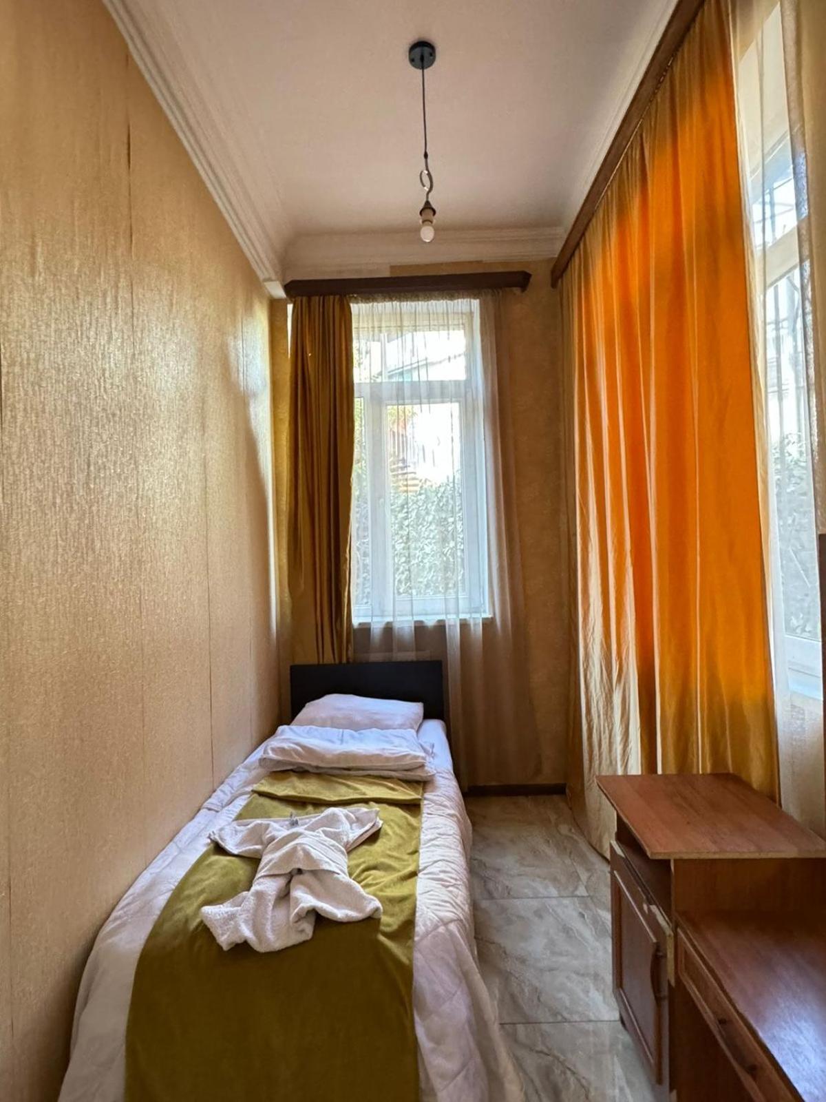 Benene'S Apartments Тбилиси Екстериор снимка