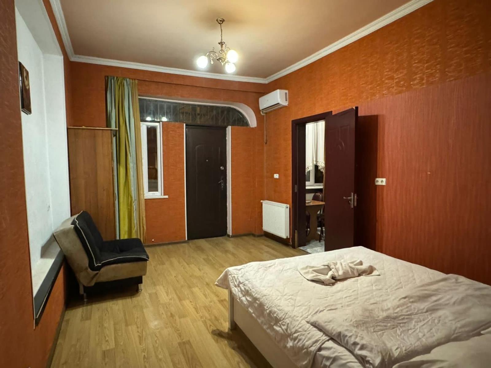 Benene'S Apartments Тбилиси Екстериор снимка