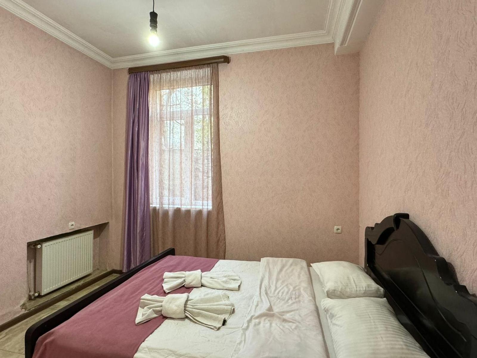 Benene'S Apartments Тбилиси Екстериор снимка