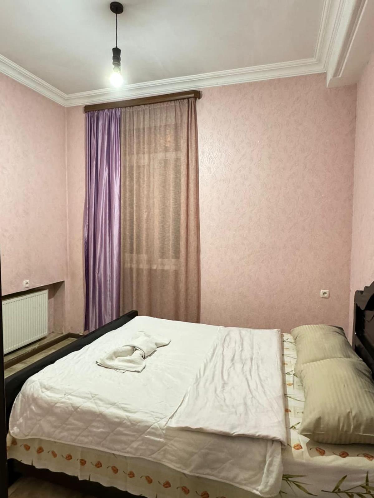 Benene'S Apartments Тбилиси Екстериор снимка